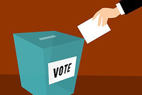 Boris takes commanding lead in first Conservative vote.