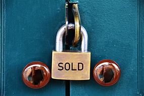 Neil Woodford resigns from equity income fund 